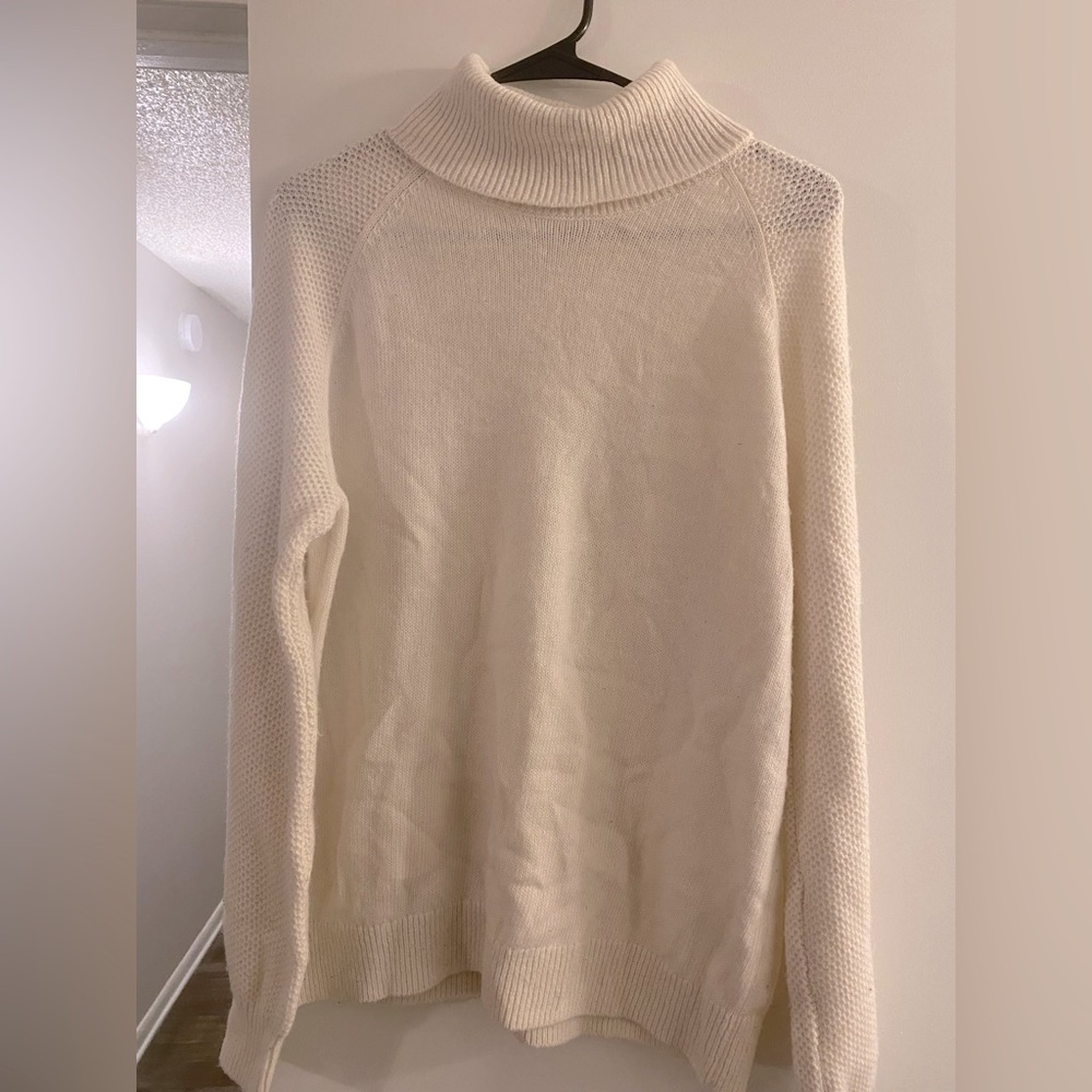 🤍CREAM LOFT TURTLENECK SWEATER🤍